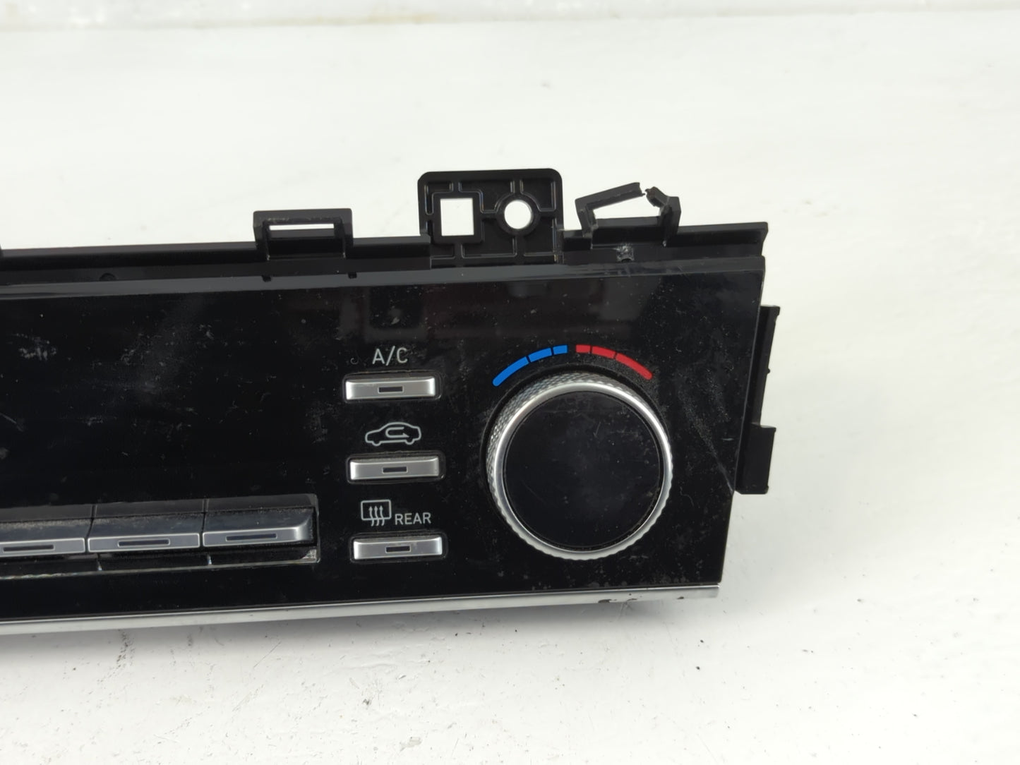 2023 Hyundai Sonata Climate Control Module Temperature AC/Heater Replacement P/N:97250-L0211SSW Fits OEM Used Auto Parts - O