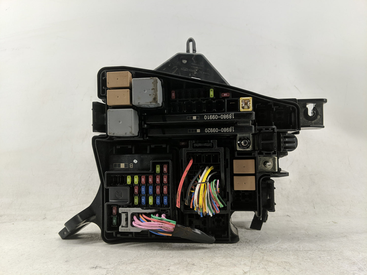 2020-2023 Hyundai Sonata Fusebox Fuse Box Panel Relay Module P/N:91215-L1130 Fits Fits 2020 2021 2022 2023 OEM Used Auto Par