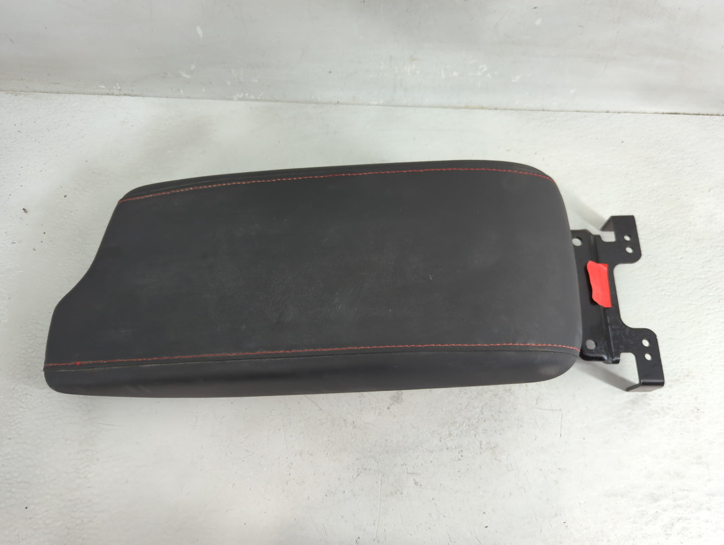 2023 Hyundai Sonata Center Console Armrest Cover Lid Fits OEM Used Auto Parts - Oemusedautoparts1.com