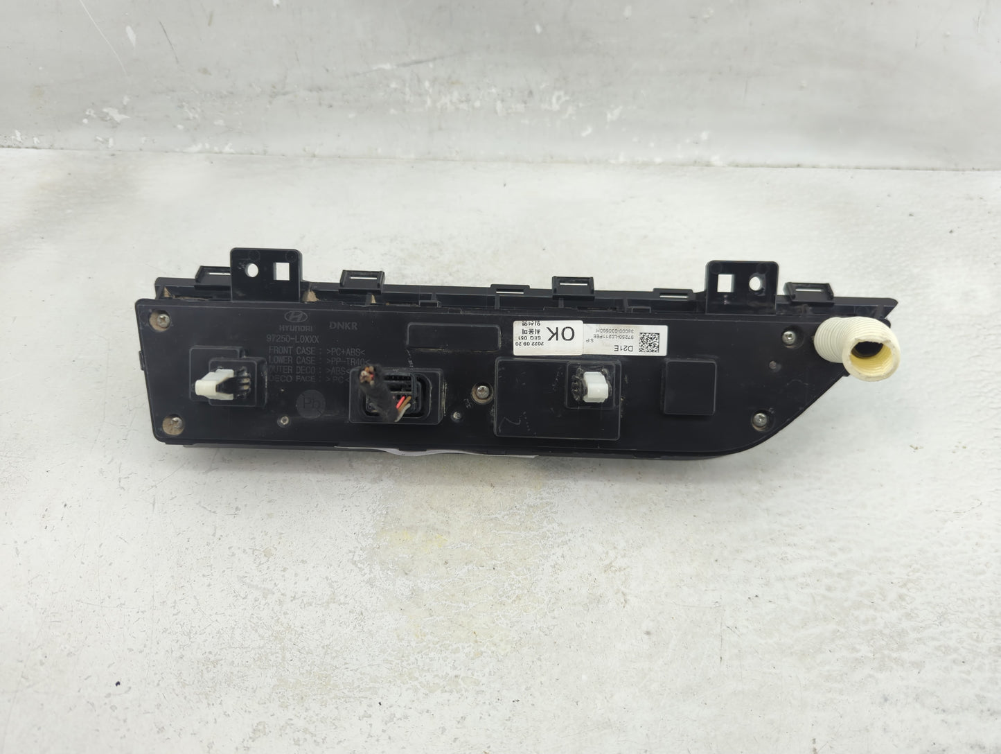 2023 Hyundai Sonata Climate Control Module Temperature AC/Heater Replacement P/N:97250-L0211PEE Fits OEM Used Auto Parts - O