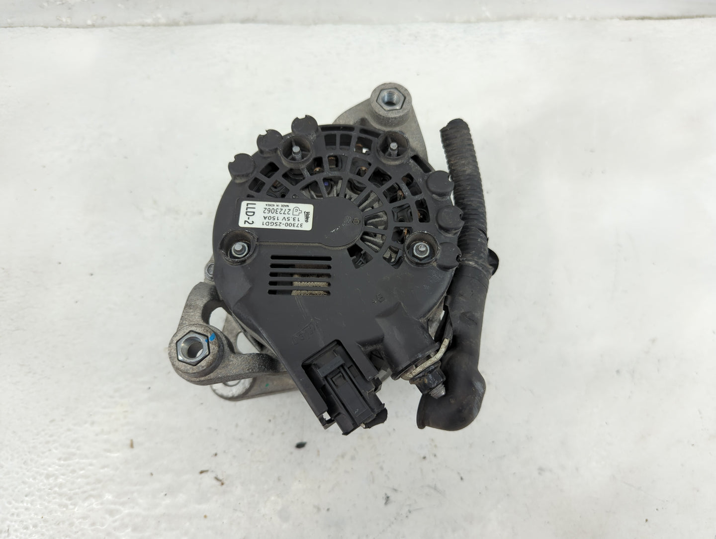 2020-2023 Hyundai Sonata Alternator Replacement Generator Charging Assembly Engine OEM P/N:37300-2SGD1 Fits OEM Used Auto Pa