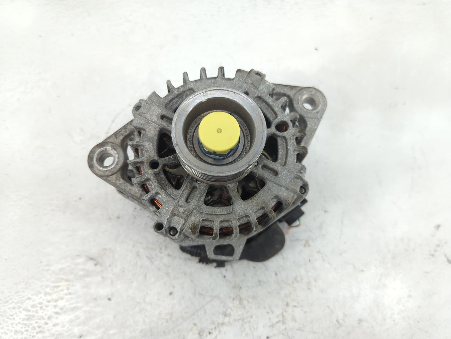 2020-2023 Hyundai Sonata Alternator Replacement Generator Charging Assembly Engine OEM P/N:2723062 37300-2SGD1 Fits OEM Used