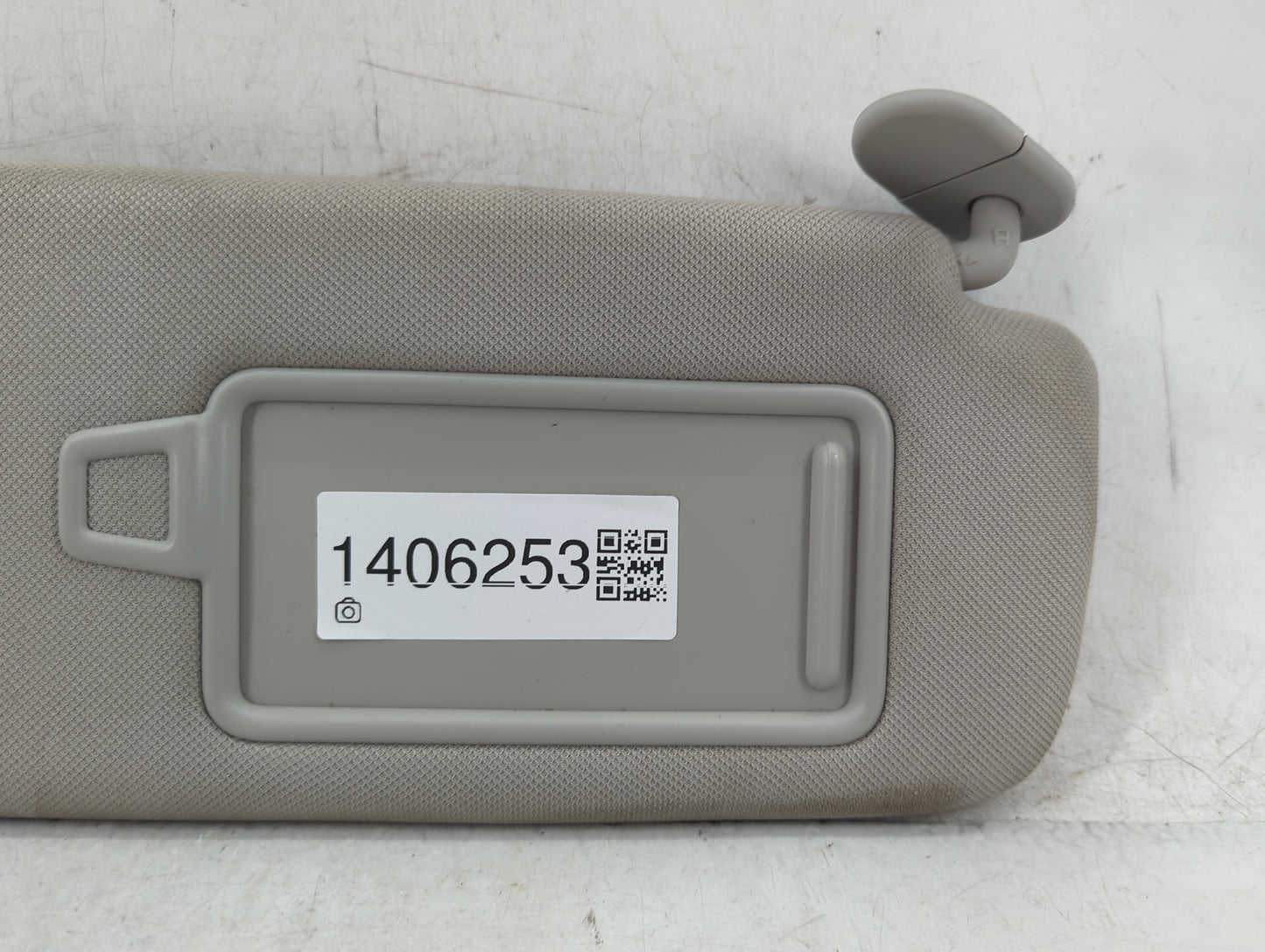 2020-2023 Hyundai Sonata Sun Visor Shade Replacement Passenger Right Mirror Fits Fits 2020 2021 2022 2023 OEM Used Auto Part
