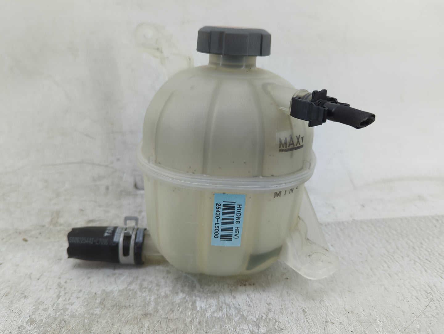 2020-2023 Hyundai Sonata Radiator Coolant Overflow Expansion Tank Bottle - Oemusedautoparts1.com