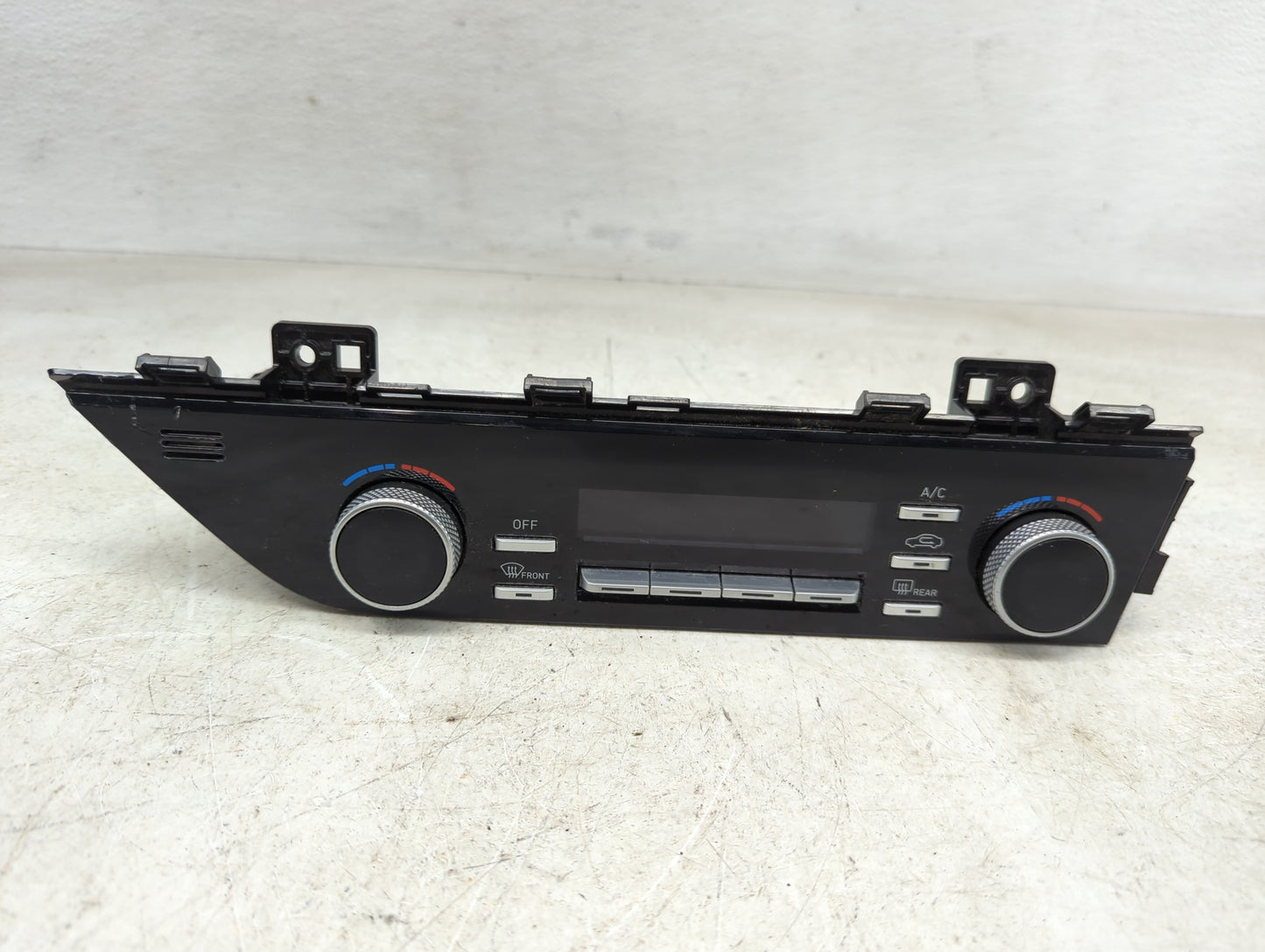 2023 Hyundai Sonata Climate Control Module Temperature AC/Heater Replacement P/N:97250-L0211SSW Fits OEM Used Auto Parts - O