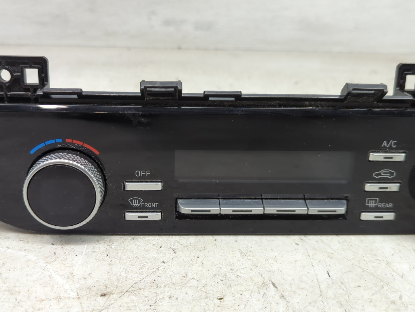 2023 Hyundai Sonata Climate Control Module Temperature AC/Heater Replacement P/N:97250-L0211SSW Fits OEM Used Auto Parts - O