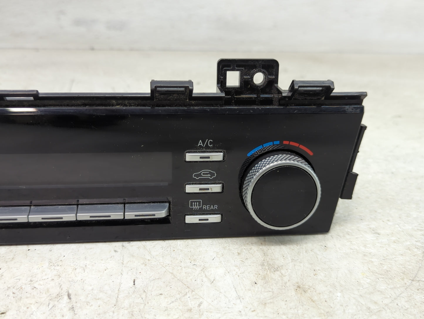 2023 Hyundai Sonata Climate Control Module Temperature AC/Heater Replacement P/N:97250-L0211SSW Fits OEM Used Auto Parts - O