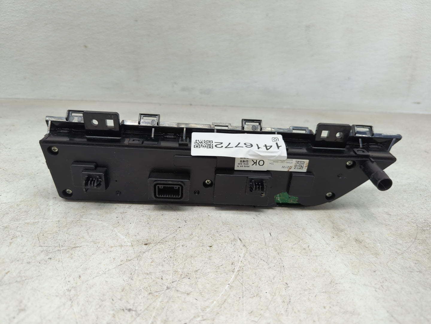2023 Hyundai Sonata Climate Control Module Temperature AC/Heater Replacement P/N:97250-L0211SSW Fits OEM Used Auto Parts - O