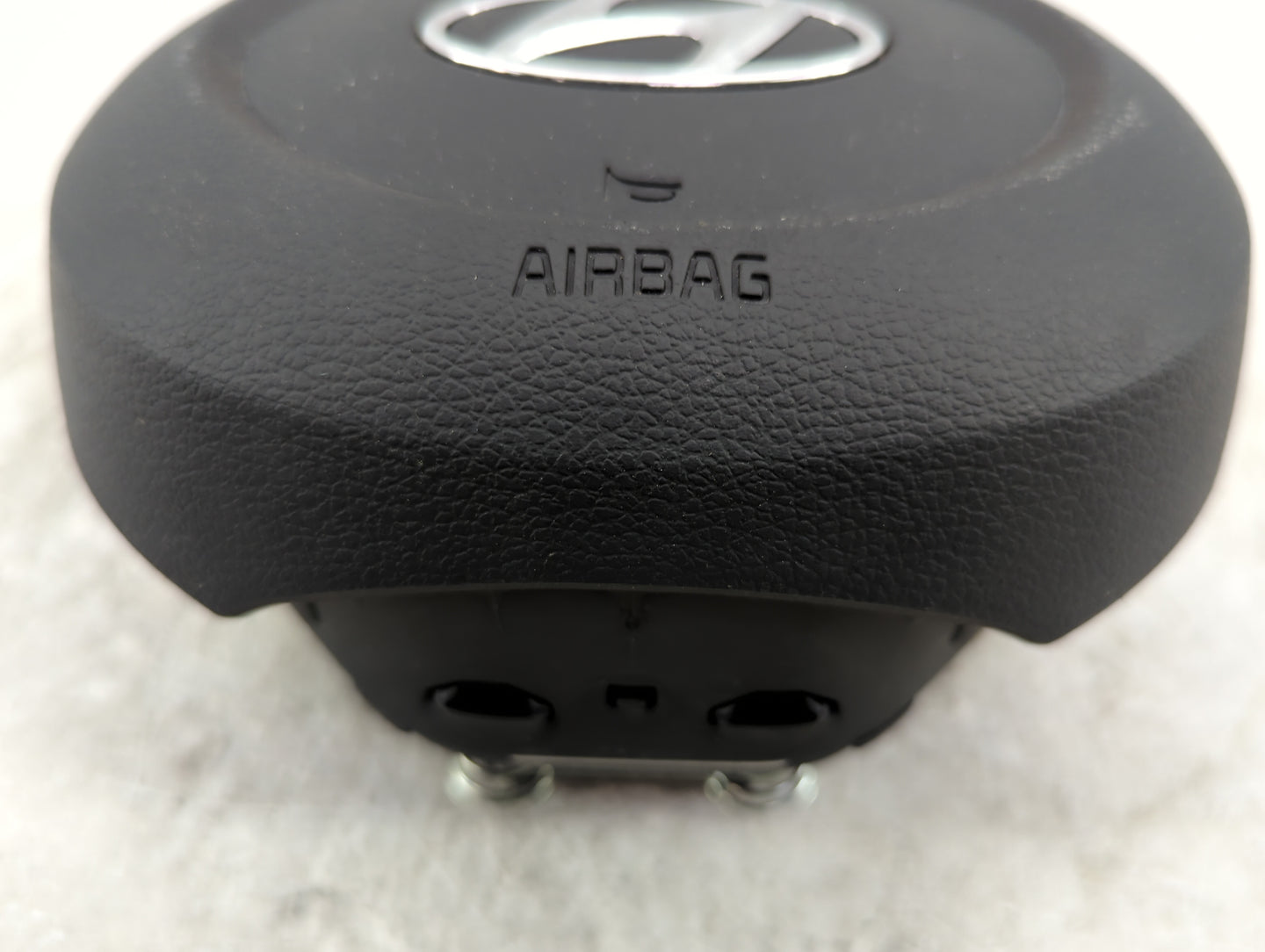2023 Hyundai Sonata Air Bag Driver Left Steering Wheel Mounted P/N:236N5666L15694001 Fits OEM Used Auto Parts - Oemusedautop