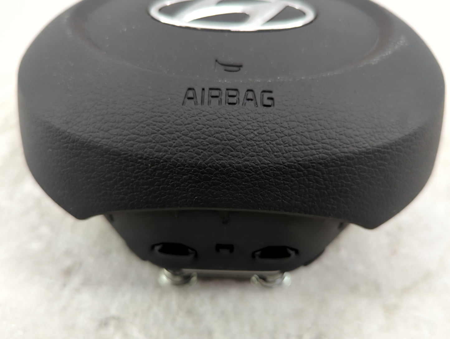 2023 Hyundai Sonata Air Bag Driver Left Steering Wheel Mounted P/N:236N5666L15694001 Fits OEM Used Auto Parts - Oemusedautop