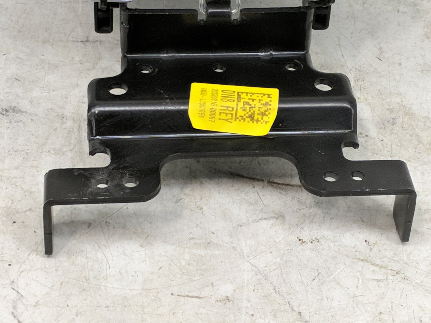 2023 Hyundai Sonata Center Console Armrest Cover Lid Fits OEM Used Auto Parts - Oemusedautoparts1.com