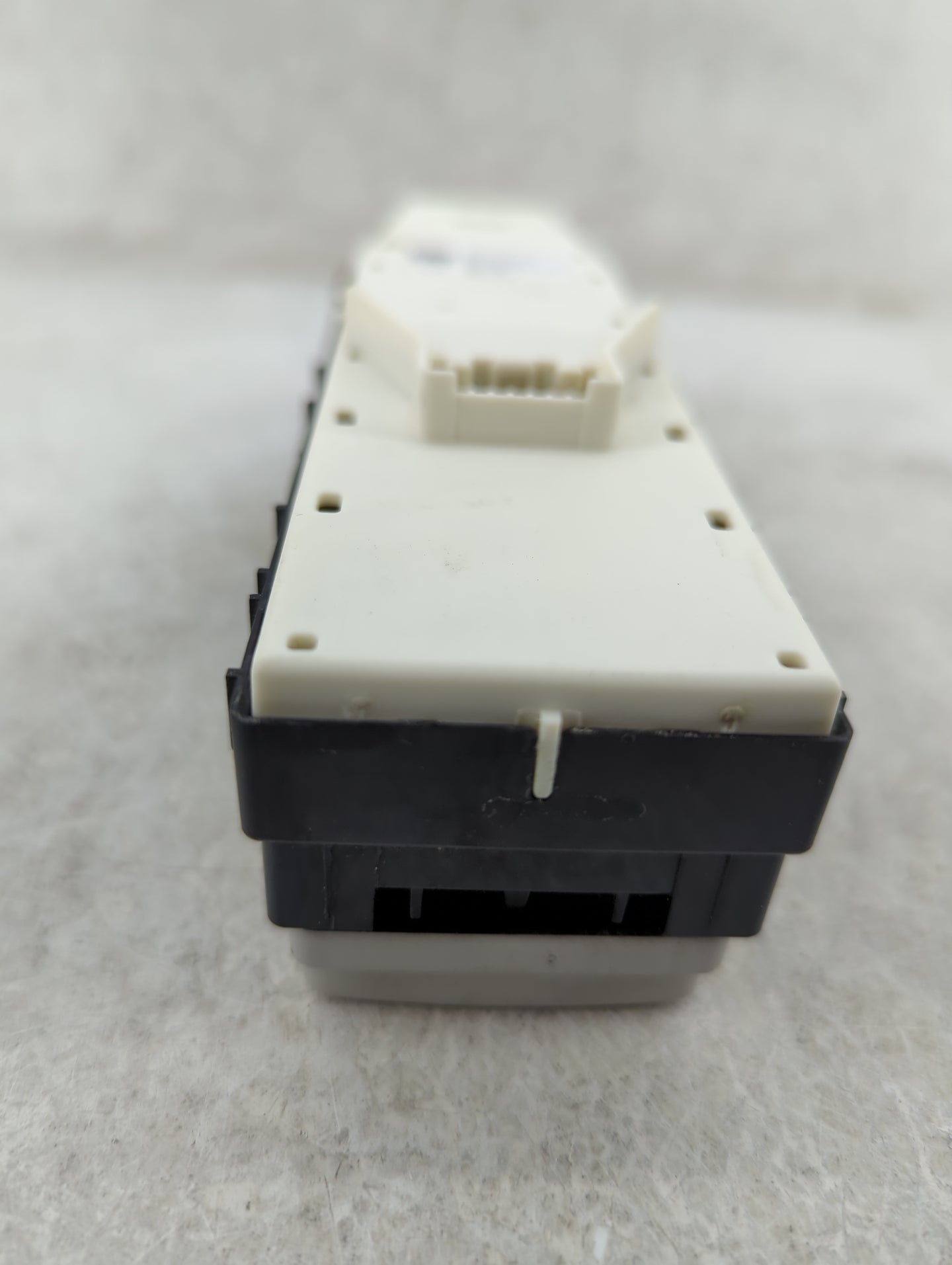 2020-2023 Hyundai Sonata Master Power Window Switch Replacement Driver Side Left Fits Fits 2020 2021 2022 2023 OEM Used Auto