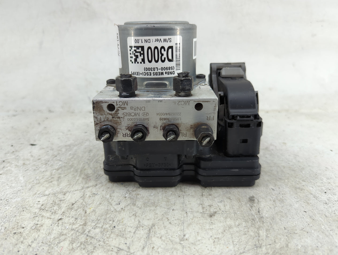 2021-2023 Hyundai Sonata ABS Pump Control Module Replacement P/N:58900-L0300 54910-L0300, L0589-30820 Fits Fits 2021 2022 20