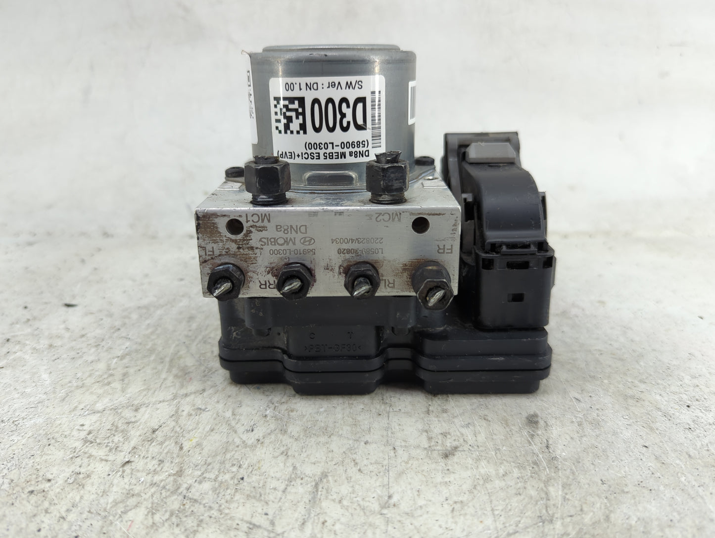 2021-2023 Hyundai Sonata ABS Pump Control Module Replacement P/N:58900-L0300 54910-L0300, L0589-30820 Fits Fits 2021 2022 20