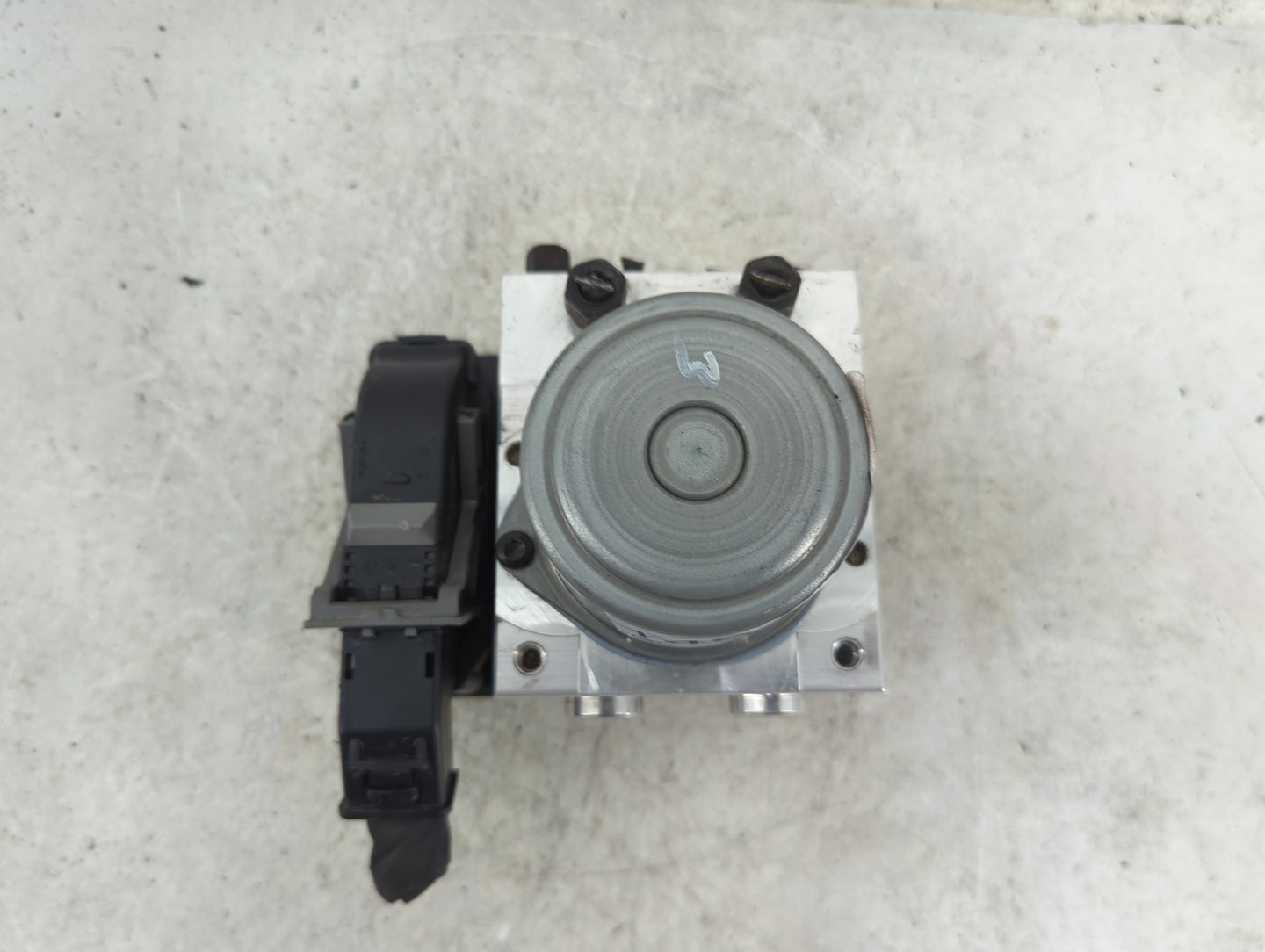 2021-2023 Hyundai Sonata ABS Pump Control Module Replacement P/N:58900-L0300 54910-L0300, L0589-30820 Fits Fits 2021 2022 20