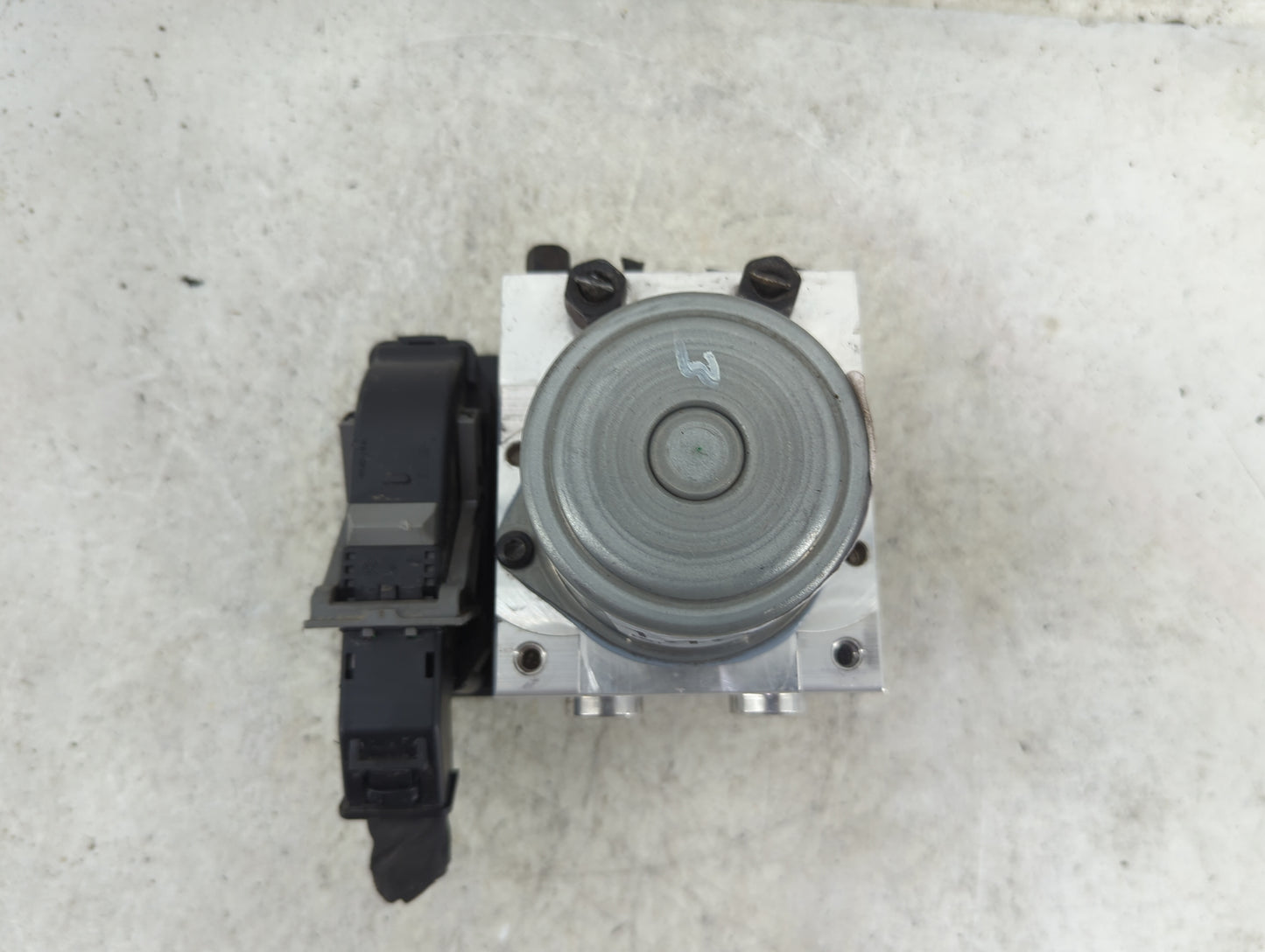 2021-2023 Hyundai Sonata ABS Pump Control Module Replacement P/N:58900-L0300 54910-L0300, L0589-30820 Fits Fits 2021 2022 20