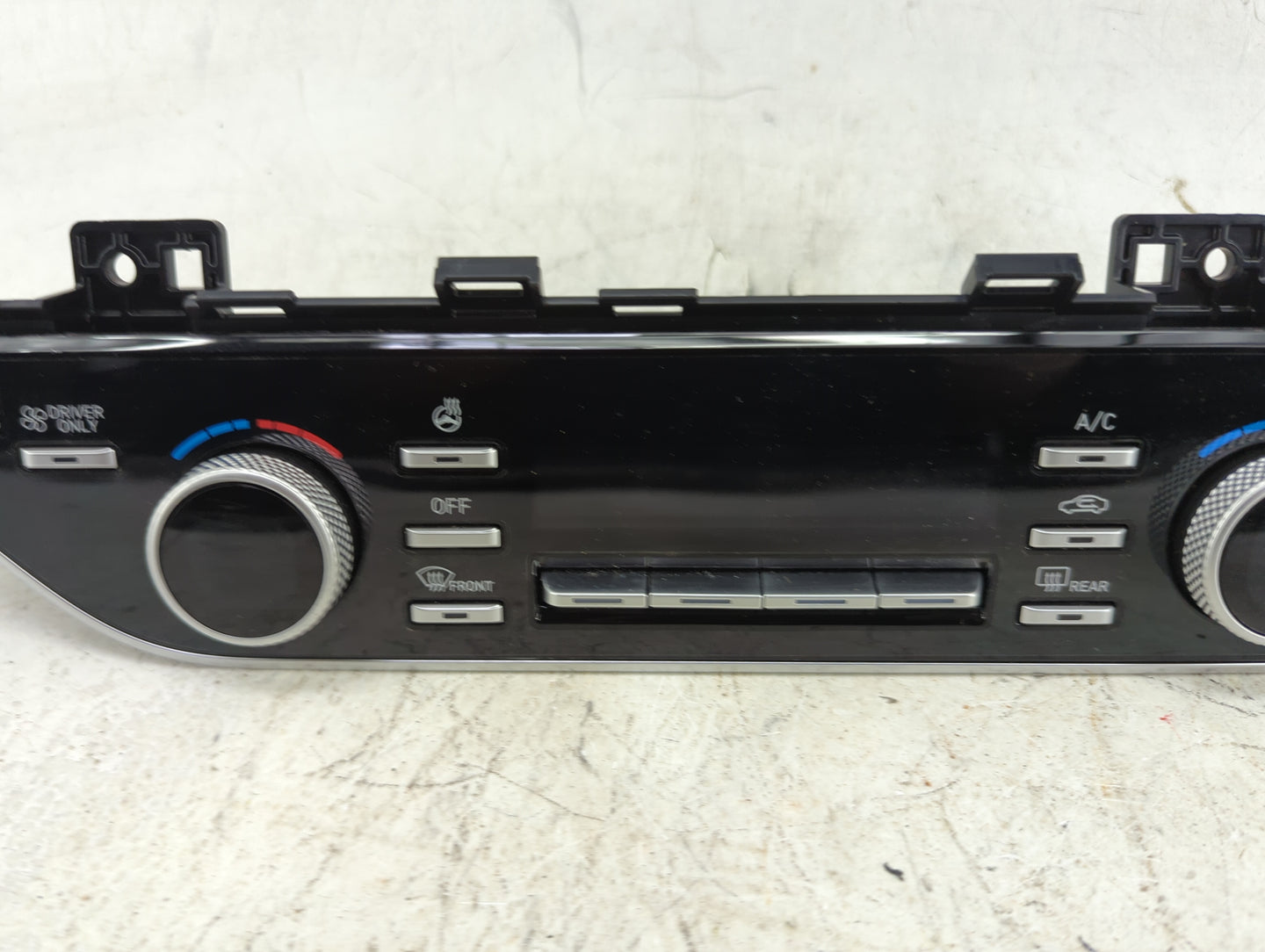 2020-2023 Hyundai Sonata Climate Control Module Temperature AC/Heater Replacement P/N:97250-L5000 Fits Fits 2020 2021 2022 2