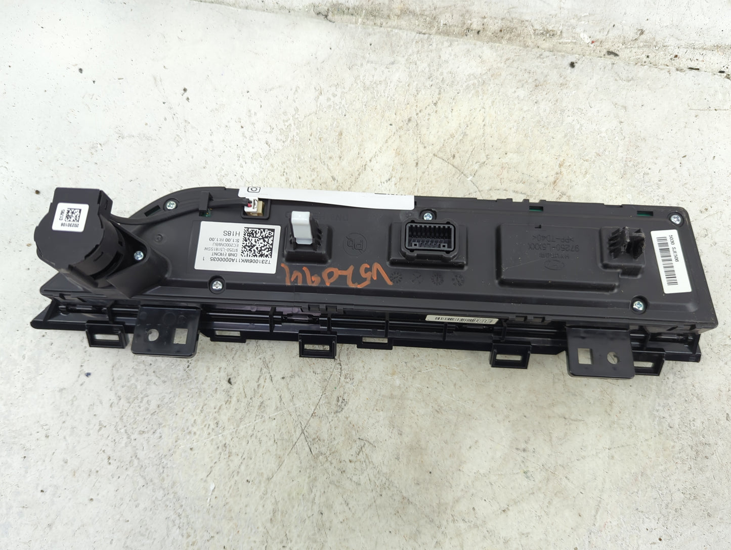 2020-2023 Hyundai Sonata Climate Control Module Temperature AC/Heater Replacement P/N:97250-L5000 Fits Fits 2020 2021 2022 2