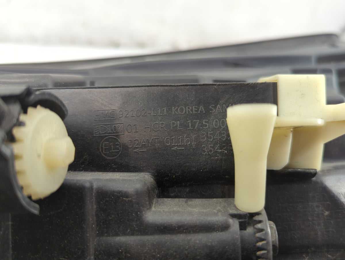 2020-2023 Hyundai Sonata Passenger Right Oem Head Light Headlight Lamp - Oemusedautoparts1.com
