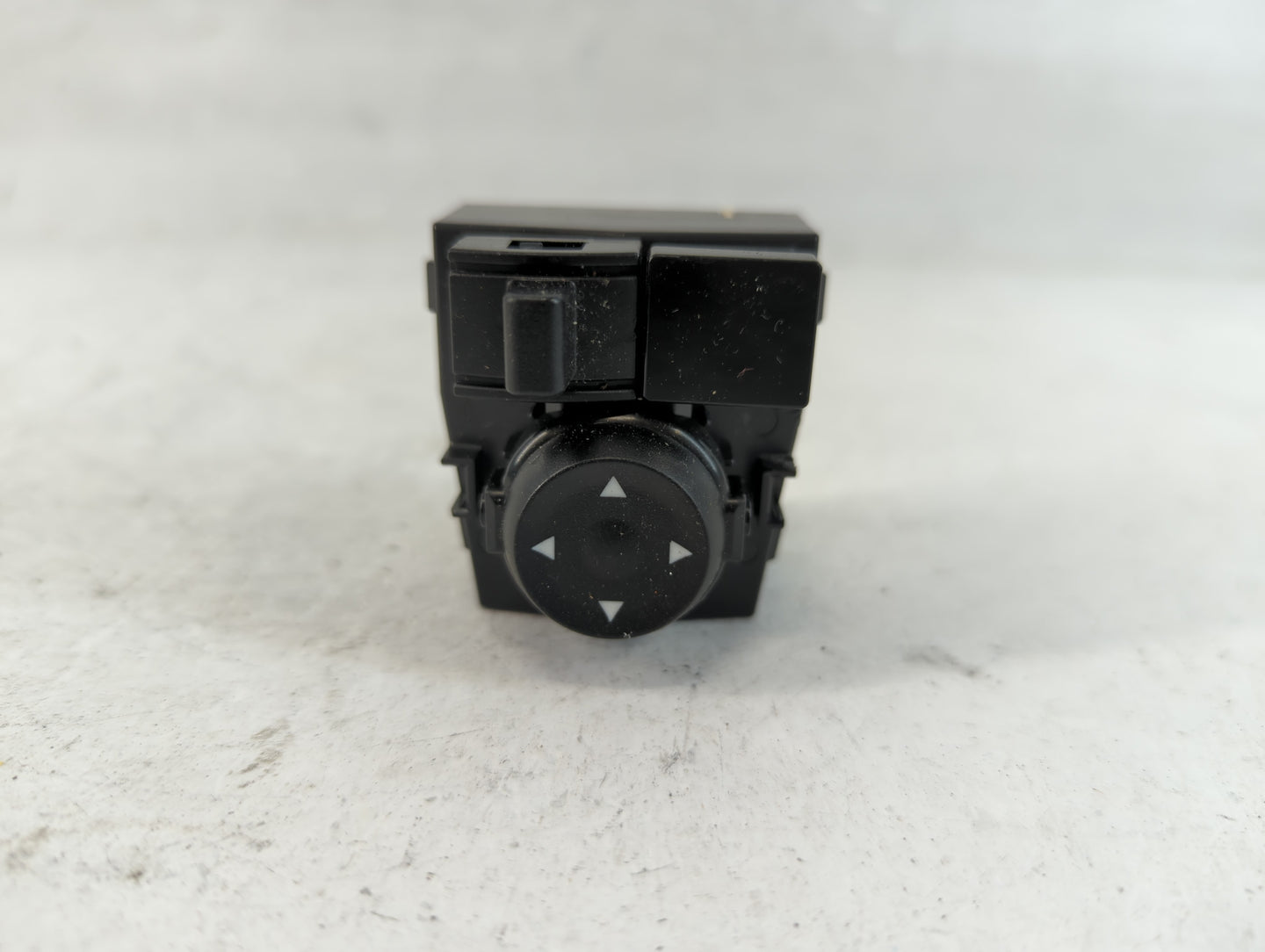 2022 Hyundai Tucson Master Power Window Switch Replacement Driver Side Left P/N:93530-AA0004X Fits Fits 2021 OEM Used Auto P