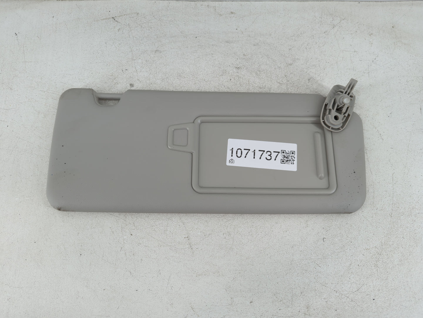 2022 Hyundai Tucson Sun Visor Shade Replacement Passenger Right Mirror Fits OEM Used Auto Parts - Oemusedautoparts1.com