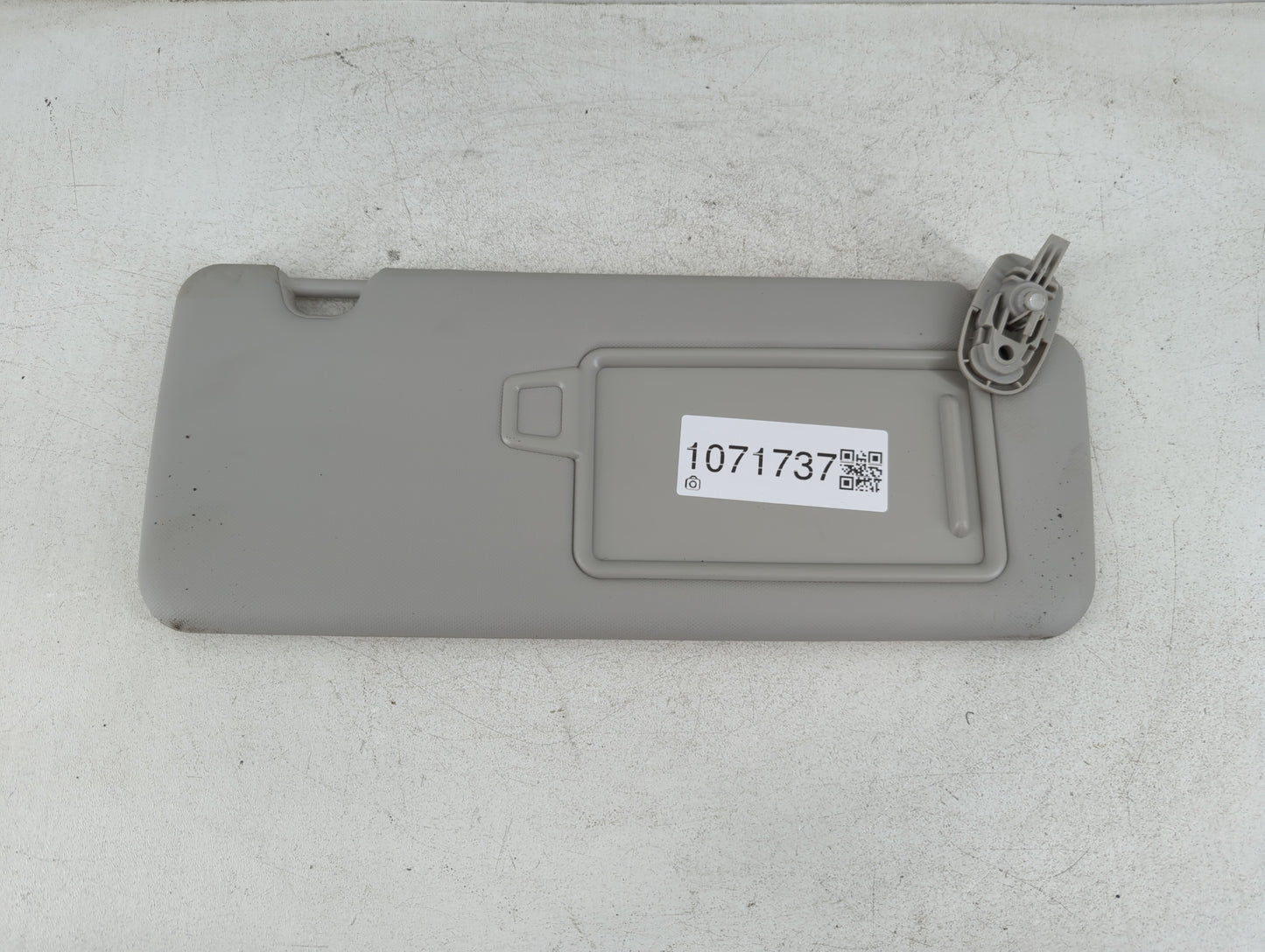 2022 Hyundai Tucson Sun Visor Shade Replacement Passenger Right Mirror Fits OEM Used Auto Parts - Oemusedautoparts1.com