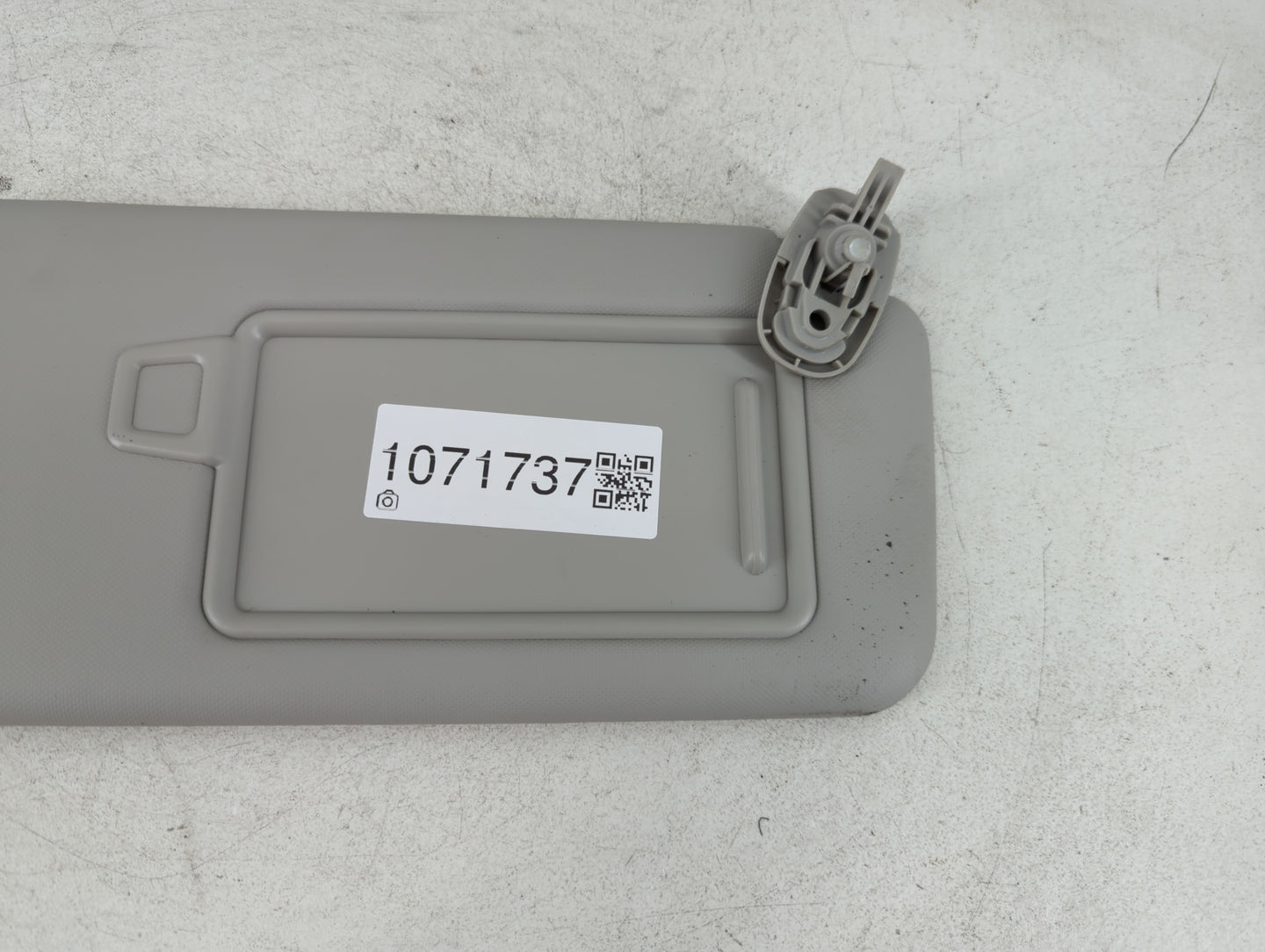 2022 Hyundai Tucson Sun Visor Shade Replacement Passenger Right Mirror Fits OEM Used Auto Parts - Oemusedautoparts1.com
