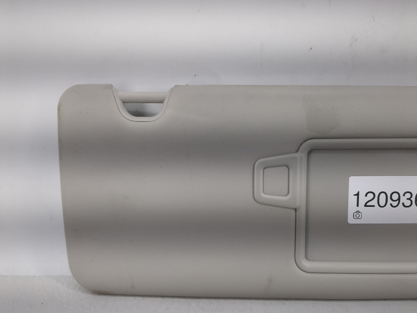 2022 Hyundai Tucson Sun Visor Shade Replacement Passenger Right Mirror Fits OEM Used Auto Parts - Oemusedautoparts1.com