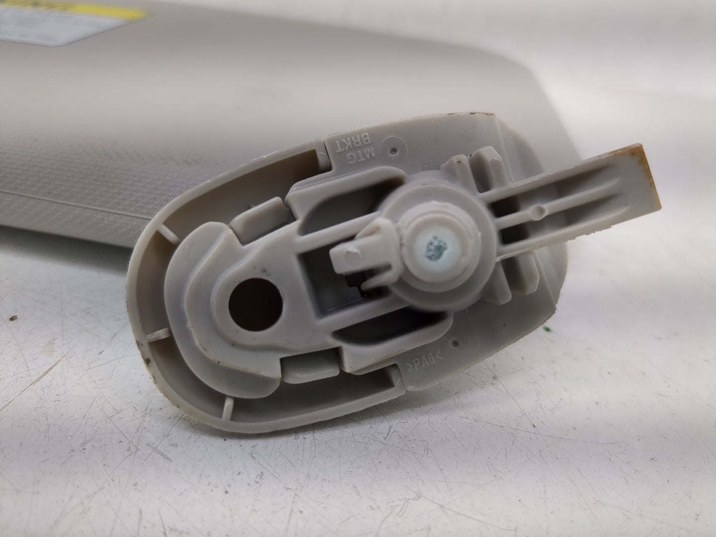 2022 Hyundai Tucson Sun Visor Shade Replacement Passenger Right Mirror Fits OEM Used Auto Parts - Oemusedautoparts1.com