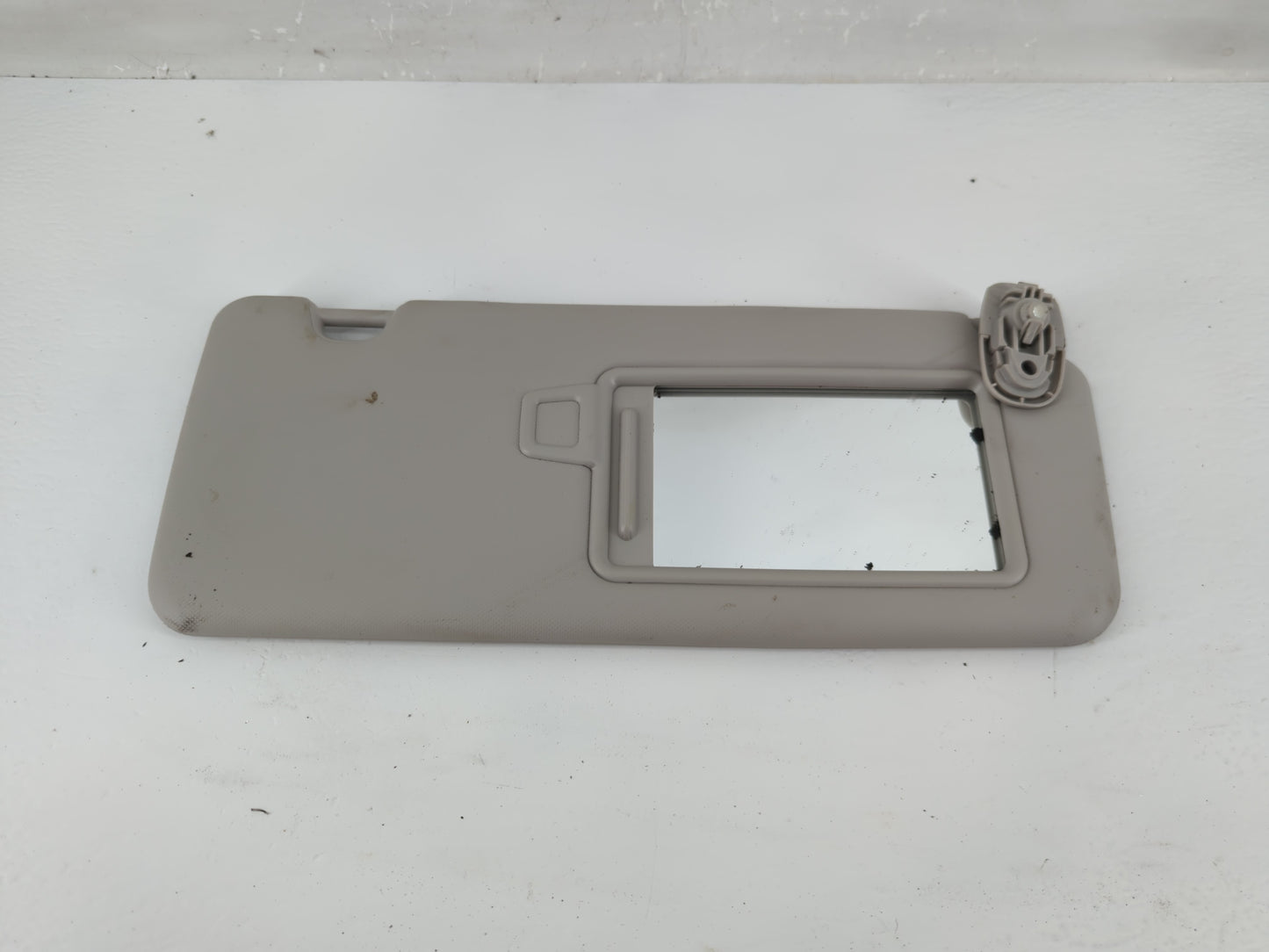 2022 Hyundai Tucson Sun Visor Shade Replacement Passenger Right Mirror Fits OEM Used Auto Parts - Oemusedautoparts1.com