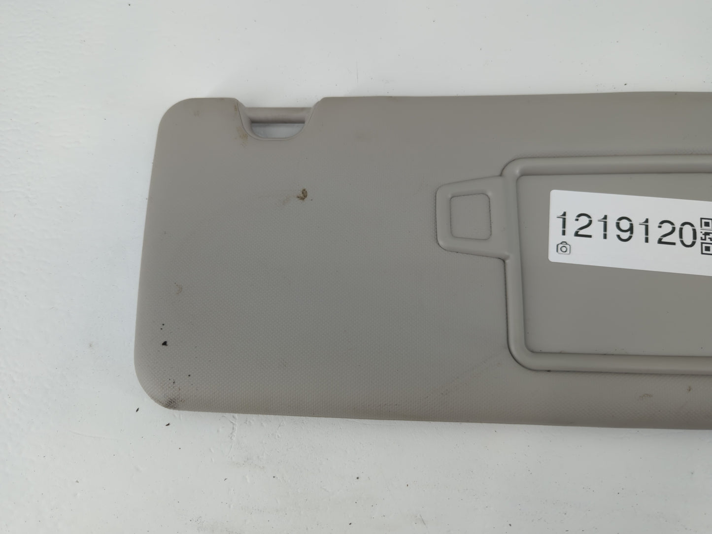 2022 Hyundai Tucson Sun Visor Shade Replacement Passenger Right Mirror Fits OEM Used Auto Parts - Oemusedautoparts1.com