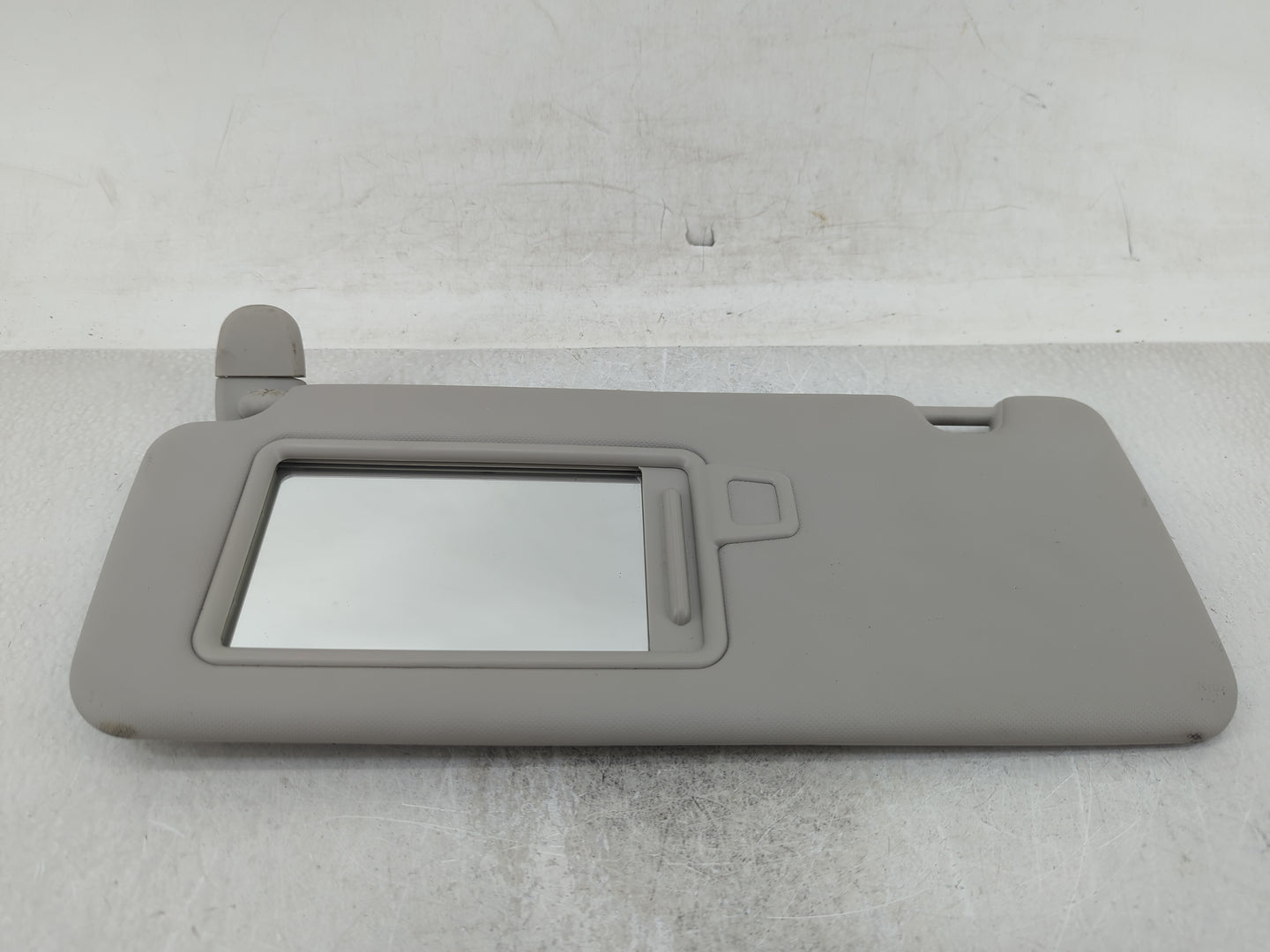 2022 Hyundai Tucson Sun Visor Shade Replacement Driver Left Mirror Fits OEM Used Auto Parts - Oemusedautoparts1.com