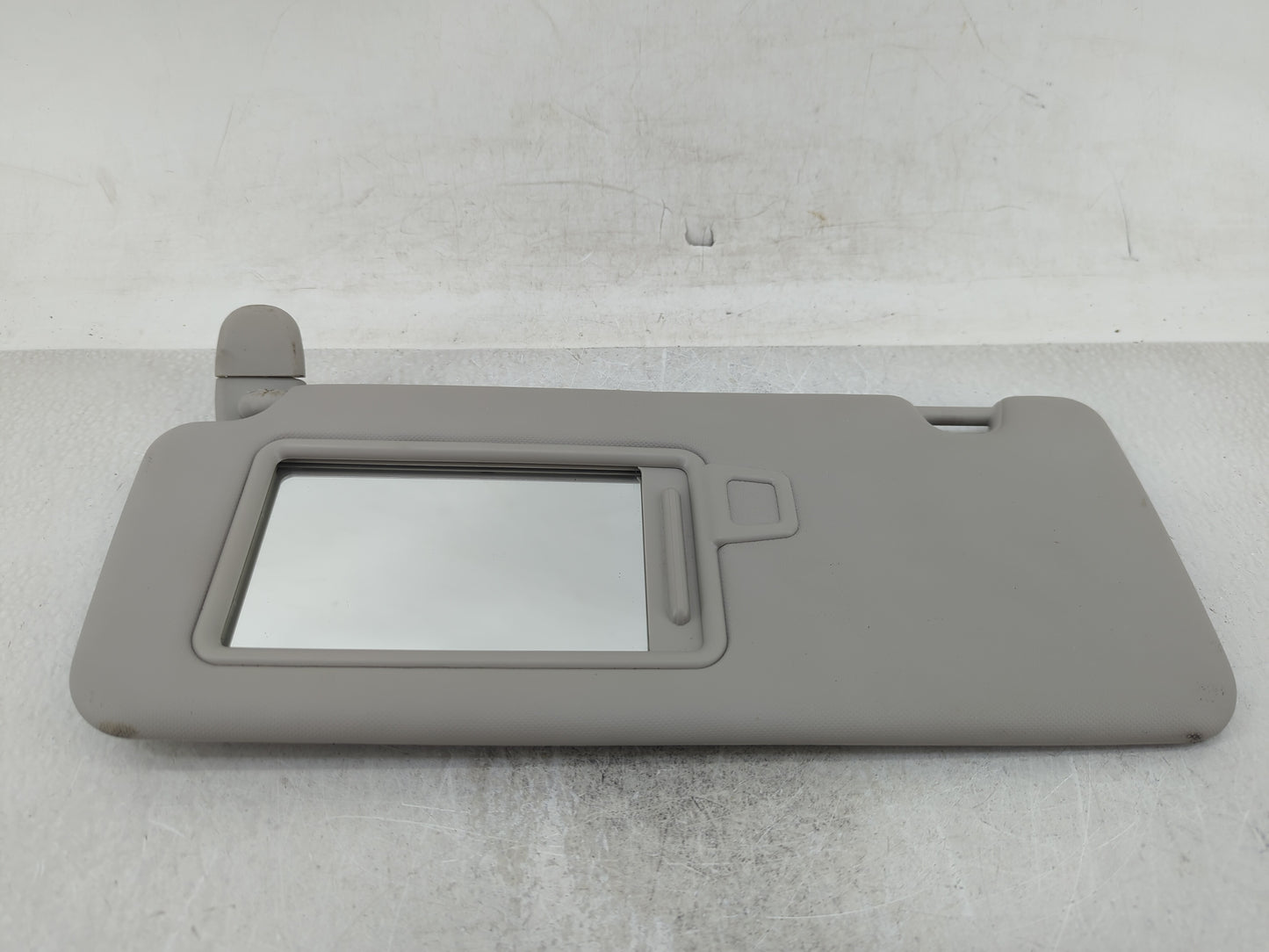 2022 Hyundai Tucson Sun Visor Shade Replacement Driver Left Mirror Fits OEM Used Auto Parts - Oemusedautoparts1.com