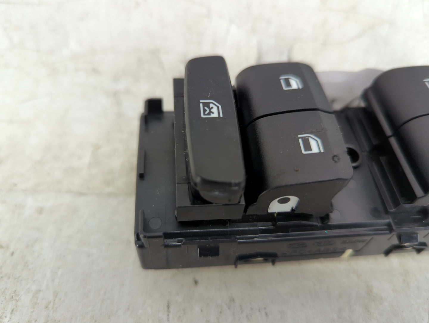 2022 Hyundai Tucson Master Power Window Switch Replacement Driver Side Left P/N:93571-N93004X Fits OEM Used Auto Parts - Oem