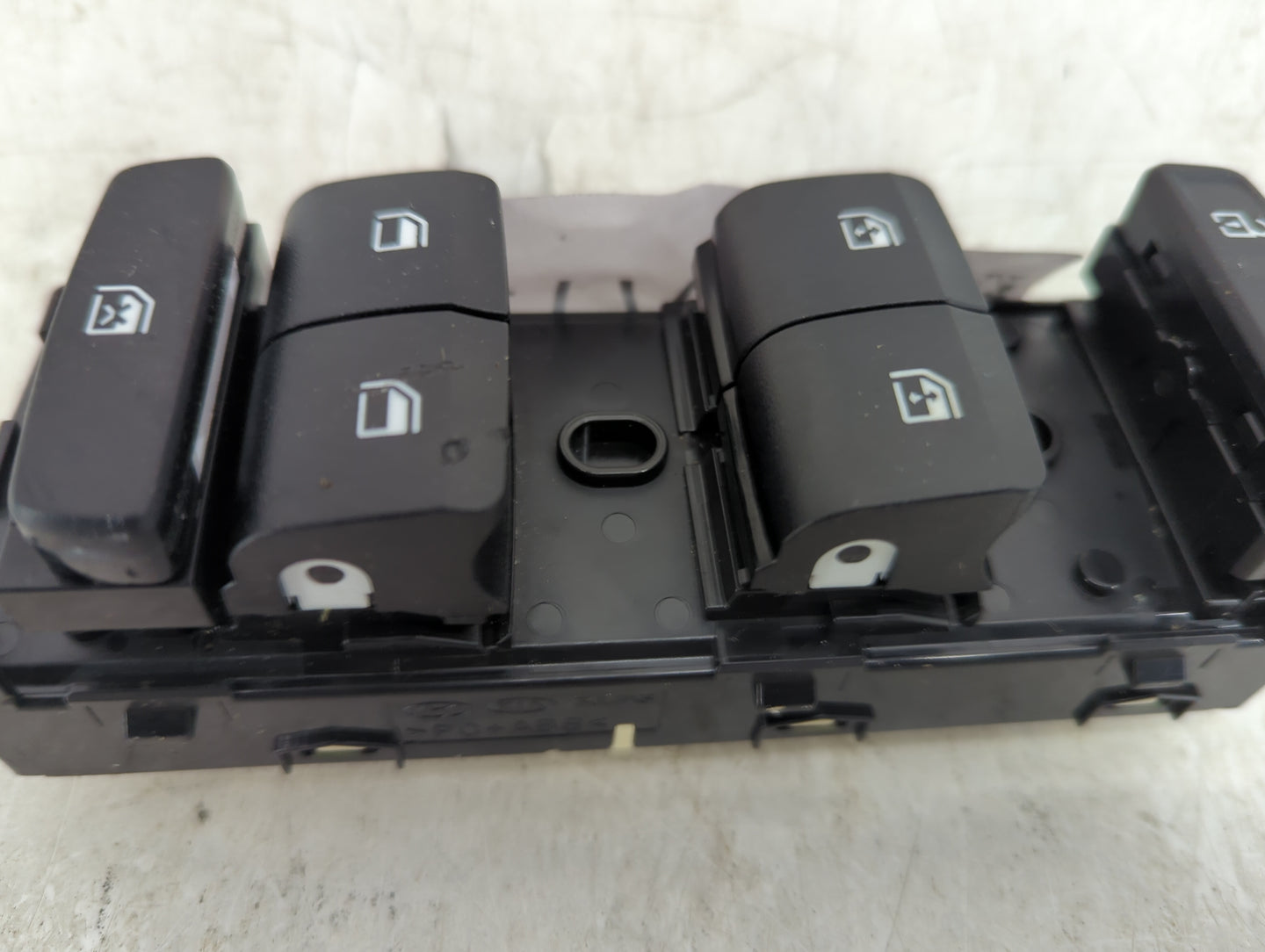 2022 Hyundai Tucson Master Power Window Switch Replacement Driver Side Left P/N:93571-N93004X Fits OEM Used Auto Parts - Oem