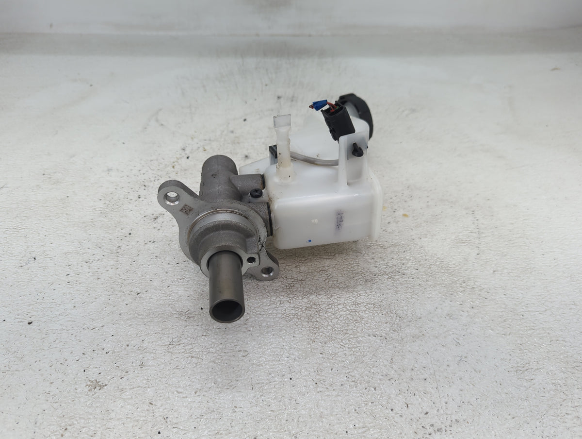 2022-2022 Hyundai Tucson Power Brake Booster Oem 1422775 - Oemusedautoparts1.com