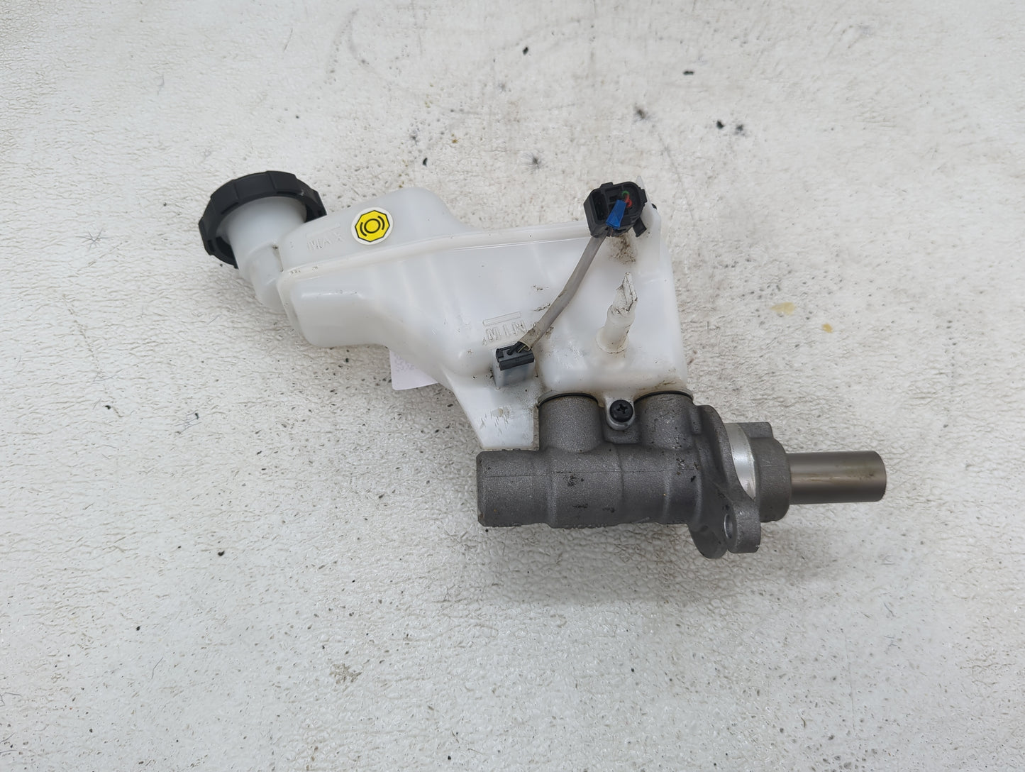 2022-2022 Hyundai Tucson Power Brake Booster Oem - Oemusedautoparts1.com