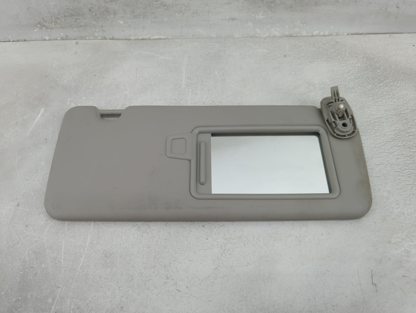 2022 Hyundai Tucson Sun Visor Shade Replacement Passenger Right Mirror Fits OEM Used Auto Parts - Oemusedautoparts1.com