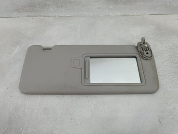 2022 Hyundai Tucson Sun Visor Shade Replacement Passenger Right Mirror Fits OEM Used Auto Parts - Oemusedautoparts1.com