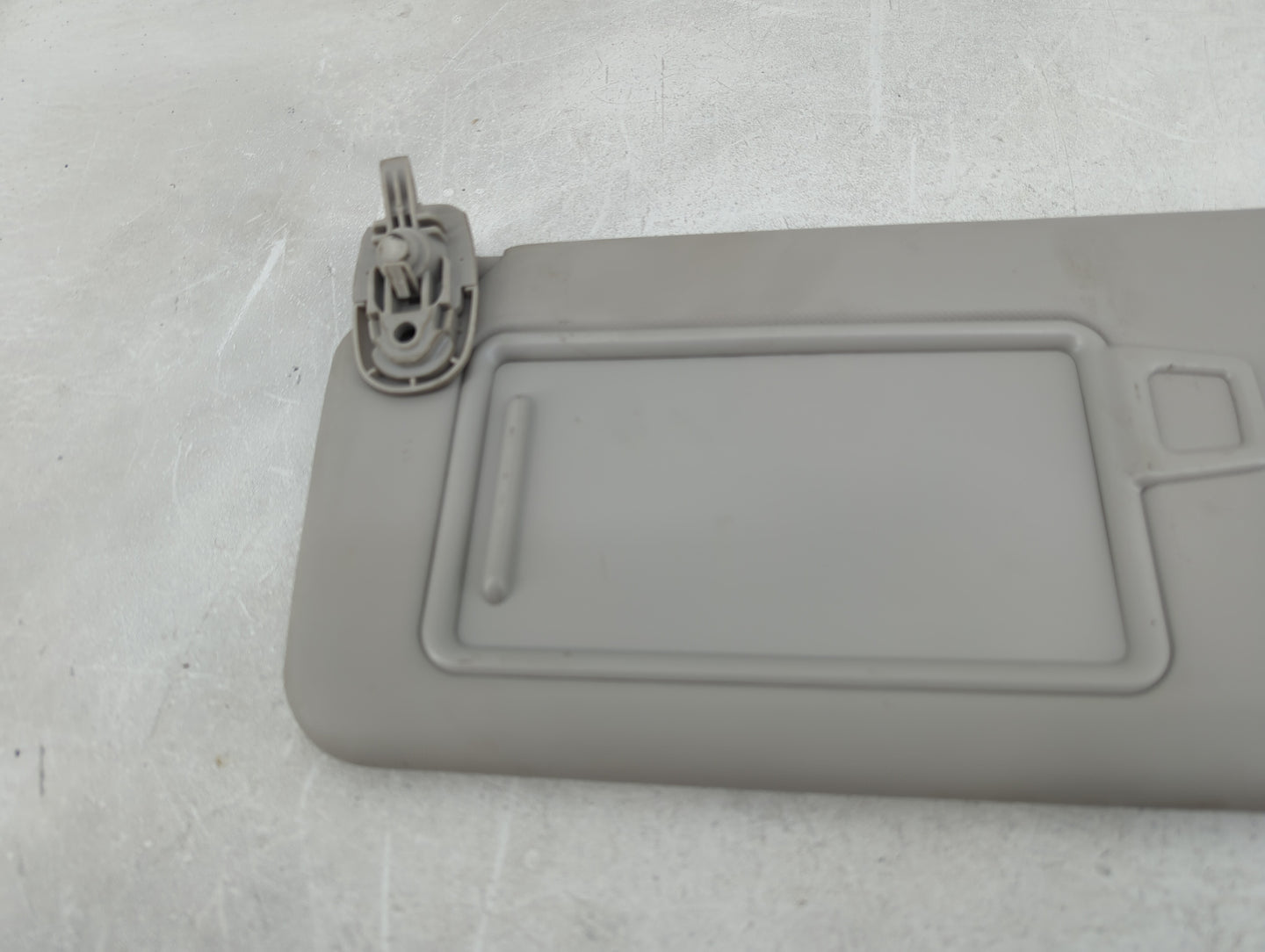 2022 Hyundai Tucson Sun Visor Shade Replacement Driver Left Mirror Fits OEM Used Auto Parts - Oemusedautoparts1.com
