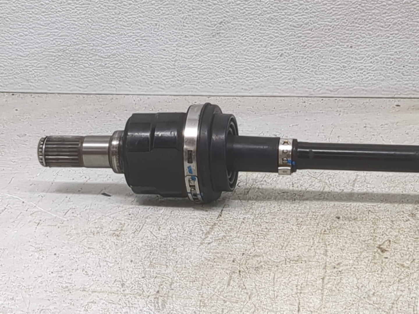 2022-2022 Hyundai Tucson Axle Shaft Rear Driver Cv C/v - Oemusedautoparts1.com