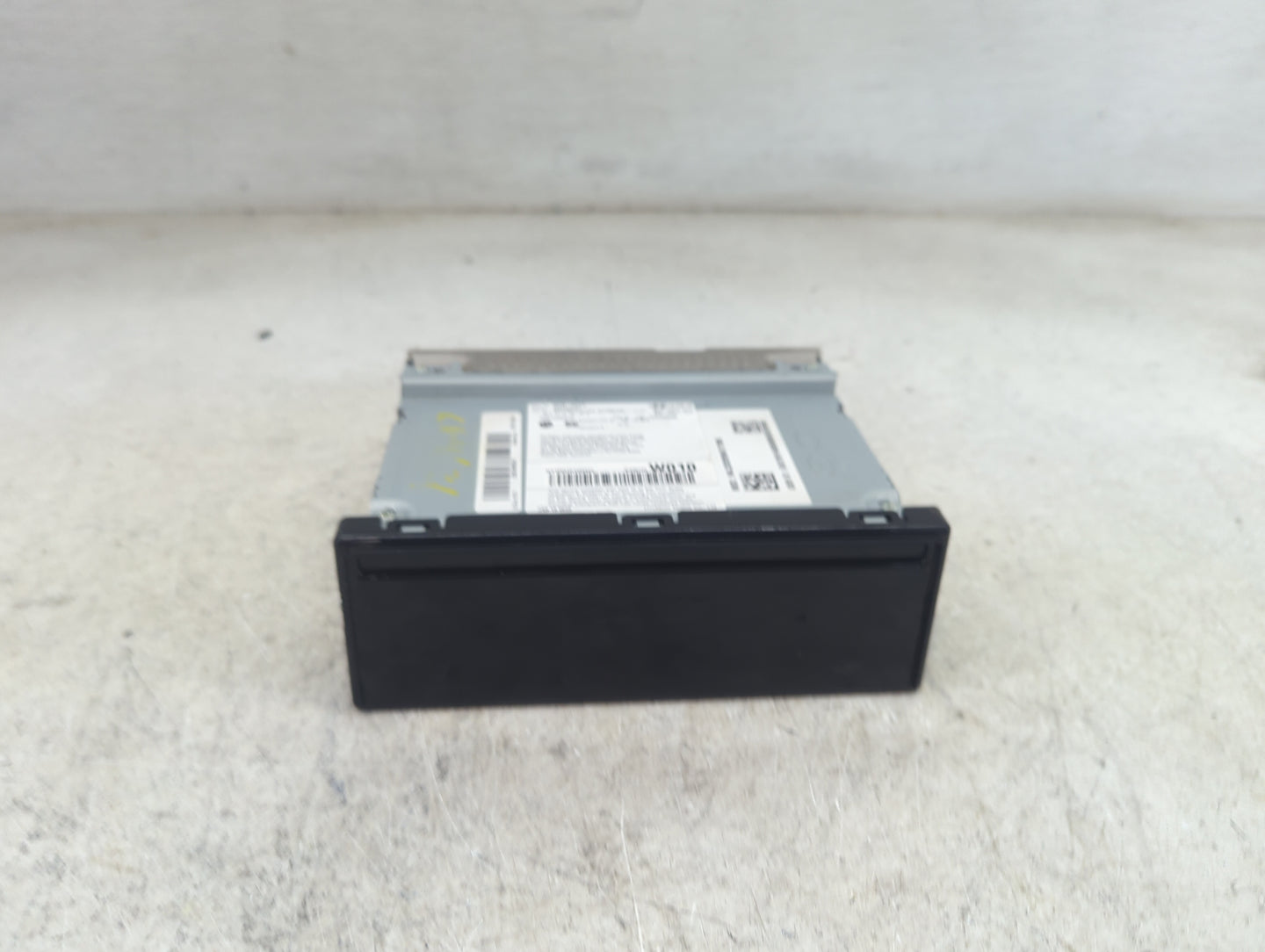 2022 Hyundai Tucson Radio AM FM Cd Player Receiver Replacement P/N:96560N9450 96160-N9500 Fits OEM Used Auto Parts - Oemused