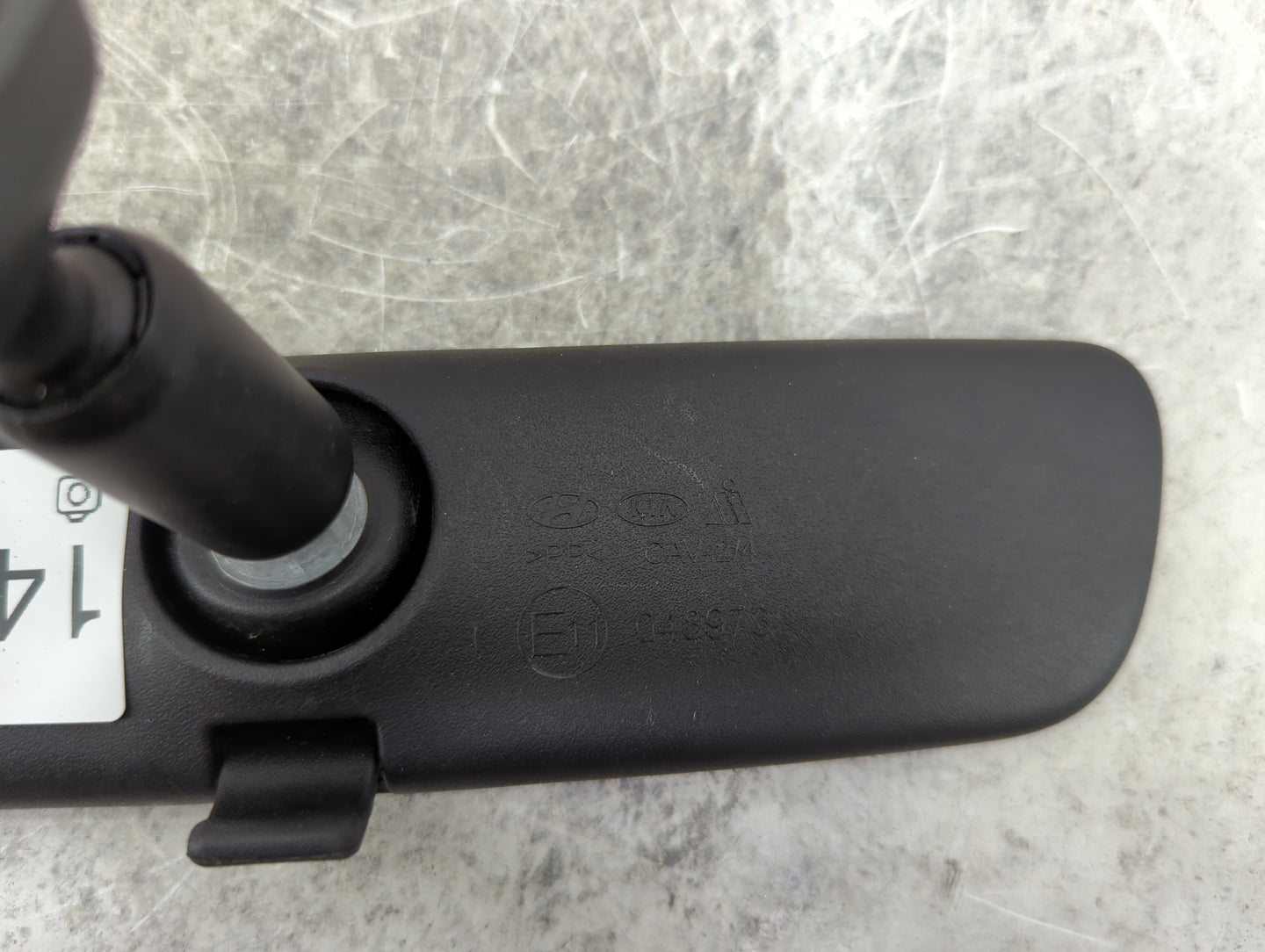 2022 Hyundai Tucson Interior Rear View Mirror Replacement OEM P/N:048973 Fits Fits 2020 2021 OEM Used Auto Parts - Oemusedau