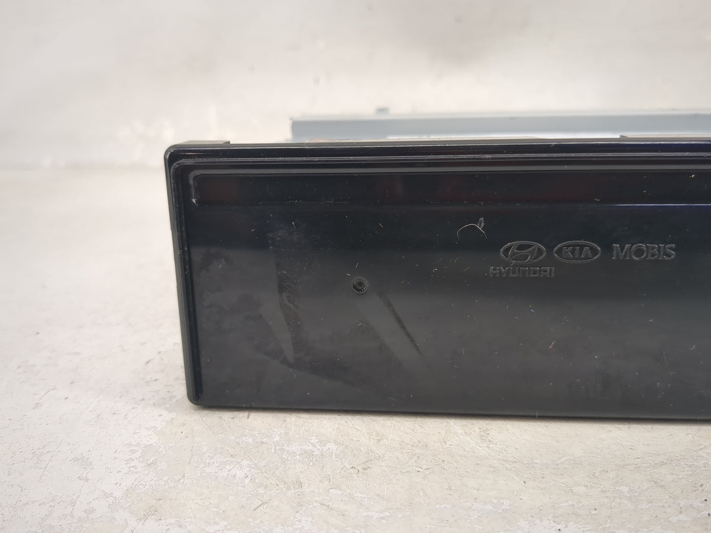 2022 Hyundai Tucson Radio AM FM Cd Player Receiver Replacement P/N:96560-N9520 ATC41GWAN, TQB-ATC41GWAN, YZP-BK1100 Fits OEM
