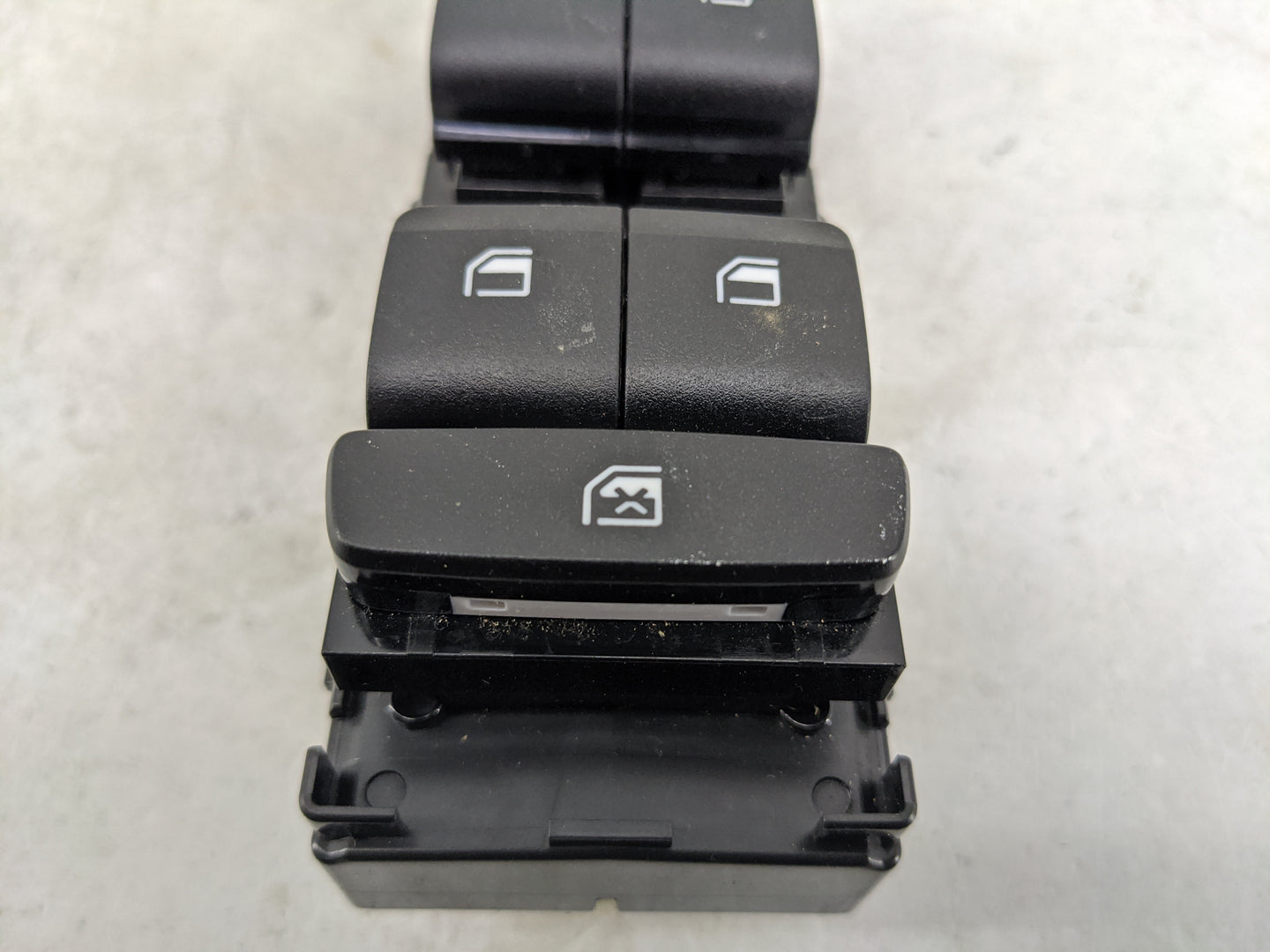 2022 Hyundai Tucson Master Power Window Switch Replacement Driver Side Left P/N:93571-N9300AX SAN0D1A264A Fits OEM Used Auto
