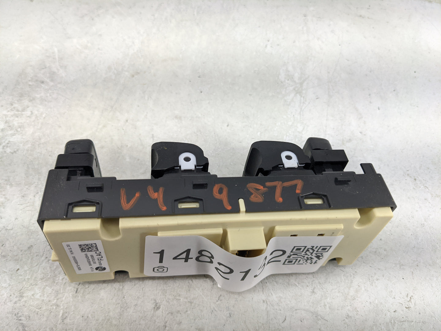 2022 Hyundai Tucson Master Power Window Switch Replacement Driver Side Left P/N:93571-N9300AX SAN0D1A264A Fits OEM Used Auto