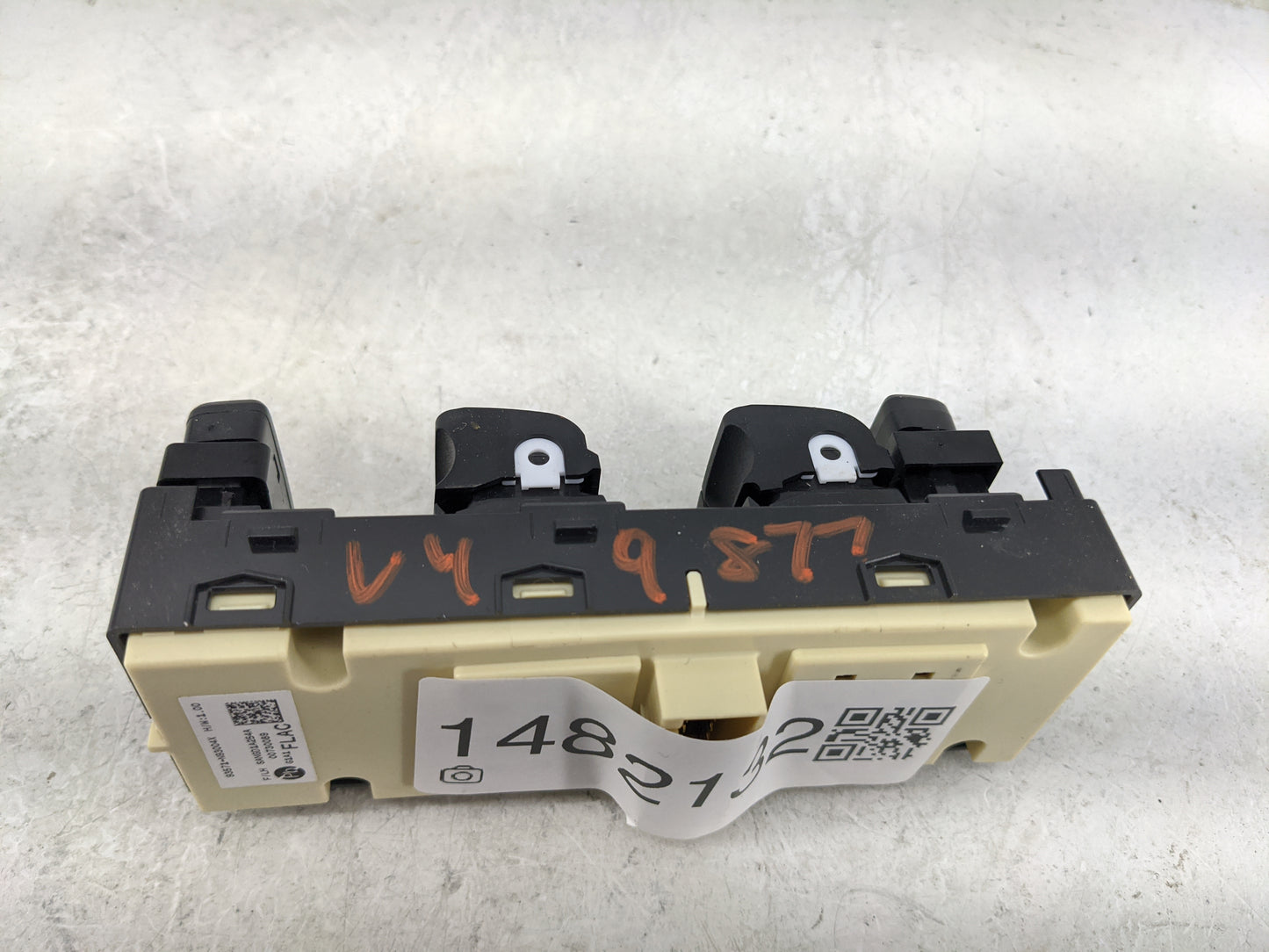 2022 Hyundai Tucson Master Power Window Switch Replacement Driver Side Left P/N:93571-N9300AX SAN0D1A264A Fits OEM Used Auto