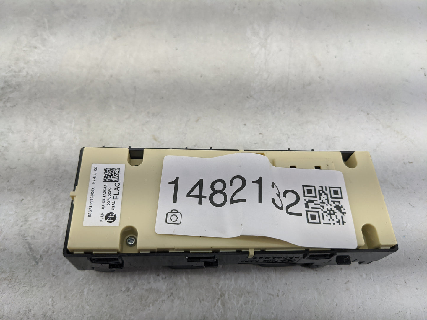 2022 Hyundai Tucson Master Power Window Switch Replacement Driver Side Left P/N:93571-N9300AX SAN0D1A264A Fits OEM Used Auto