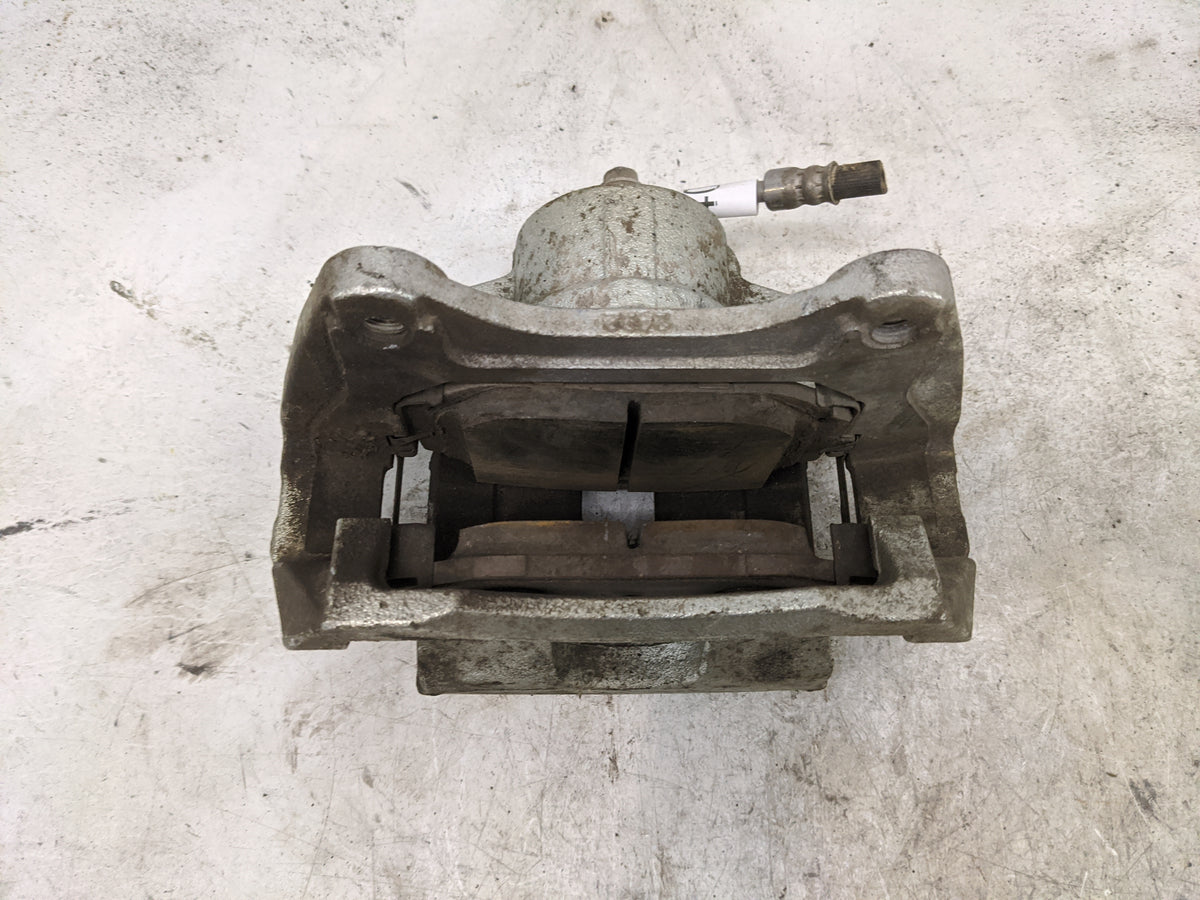 2022-2022 Hyundai Tucson Front Passenger Right Brake Caliper - Oemusedautoparts1.com