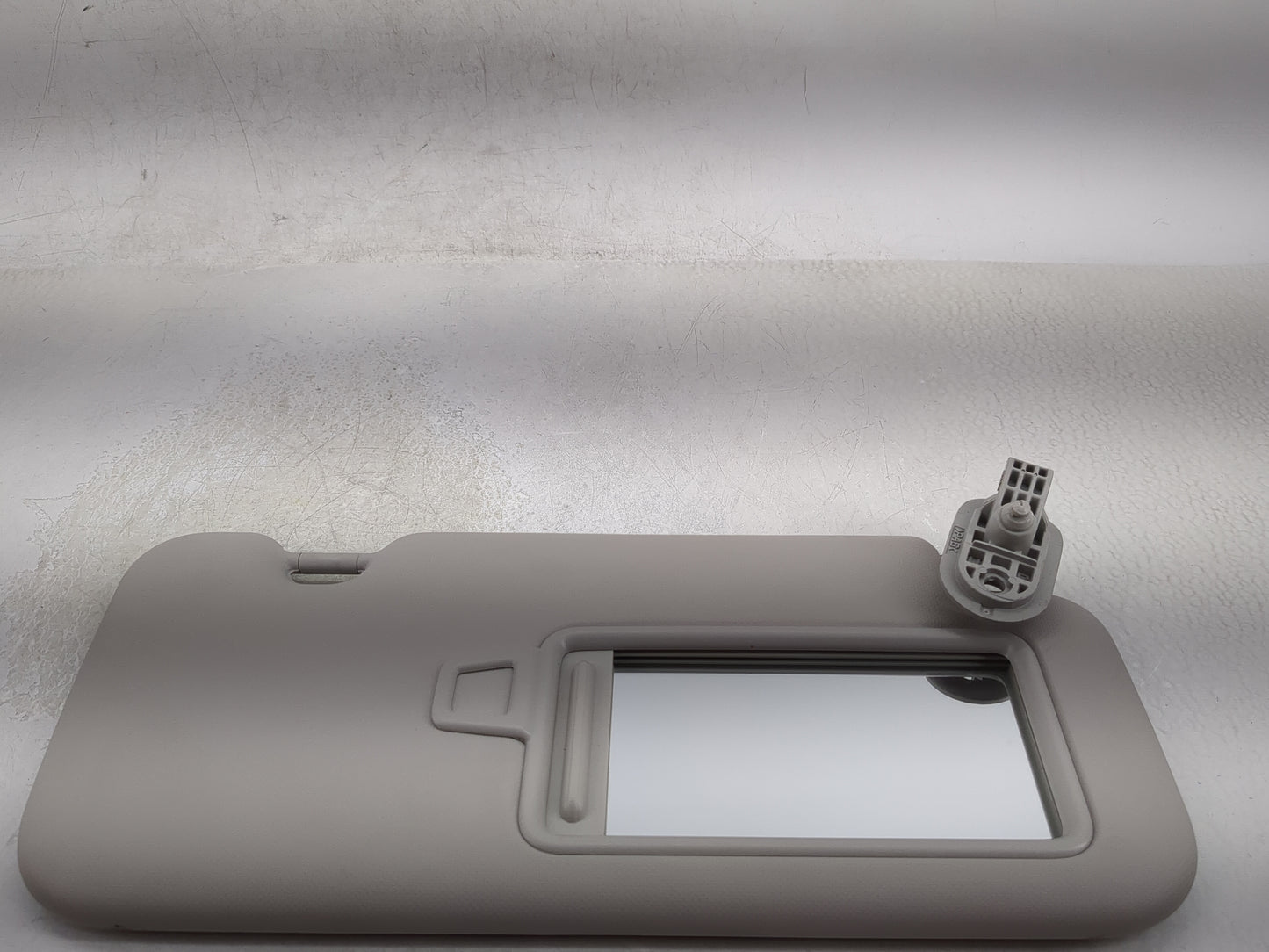 2020 Hyundai Venue Sun Visor Shade Replacement Passenger Right Mirror Fits OEM Used Auto Parts - Oemusedautoparts1.com